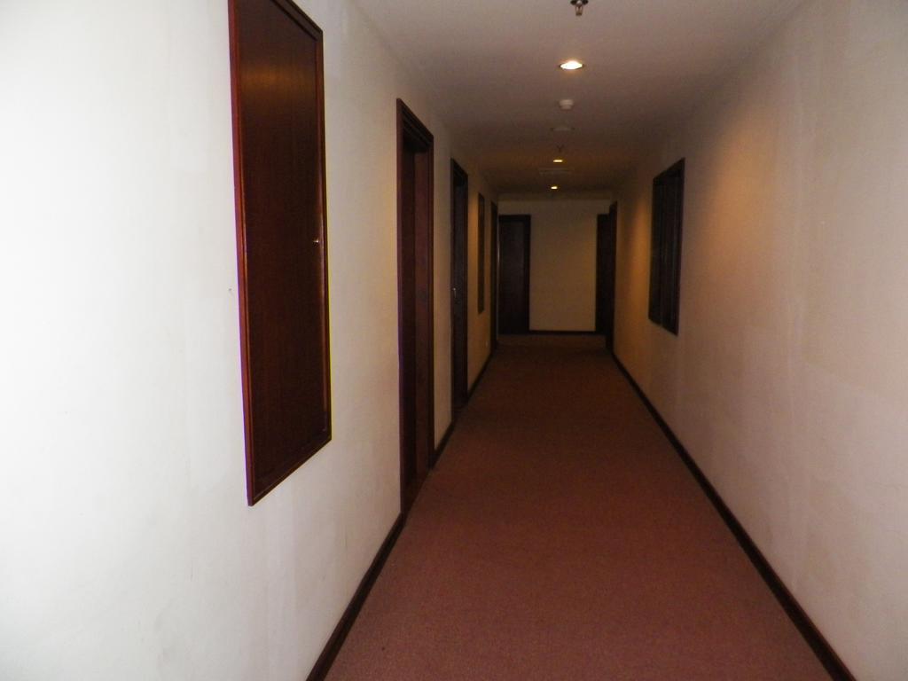 Lampion Hotel Solo 外观 照片