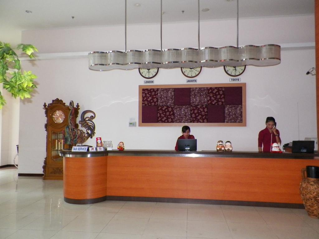 Lampion Hotel Solo 外观 照片